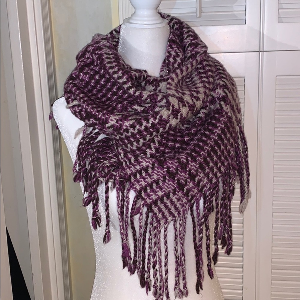 Fringe scarf - purple and metallic woven